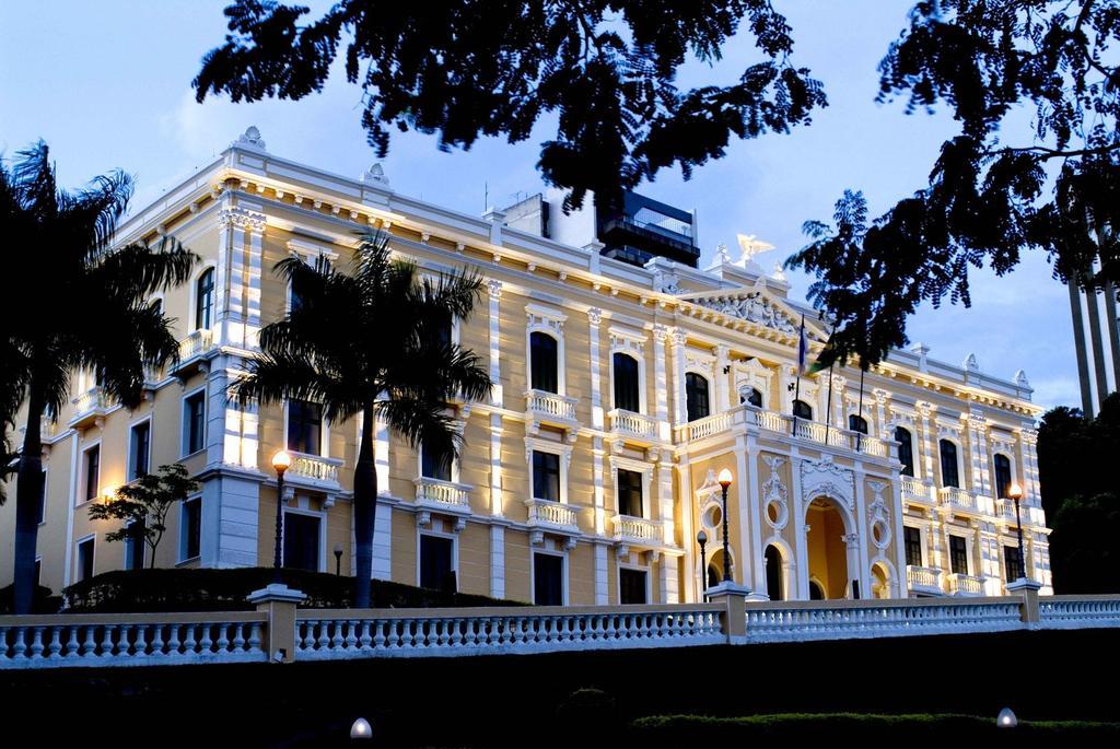 Апартаменты Edificio Martha Schwantz Гуарапари Экстерьер фото
